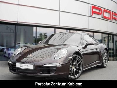 Porsche 911 Carrera 4