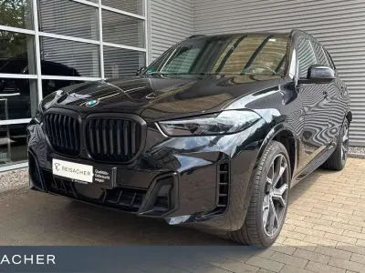 Gebraucht BMW X5 M Sport 334 PS (245 kW) 2024 Saphirschwarz metallic SUV