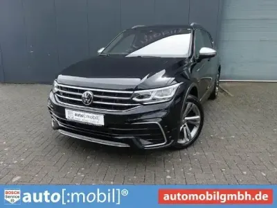 Gebraucht VW Tiguan Allspace R-line 150 PS (110 kW) 2023 Schwarz SUV