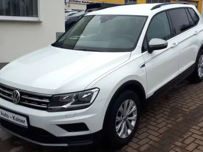 Gebraucht VW Tiguan Trendline 150 PS (110 kW) 2018 Weiß SUV