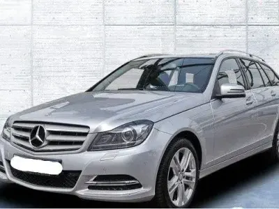 Gebraucht Mercedes C220 Avantgarde 170 PS (125 kW) 2014 Silber Kombi