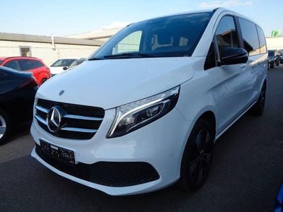 Second-hand Mercedes V220 Night 163 CP (119 kW) 2021 Alb Monovolum