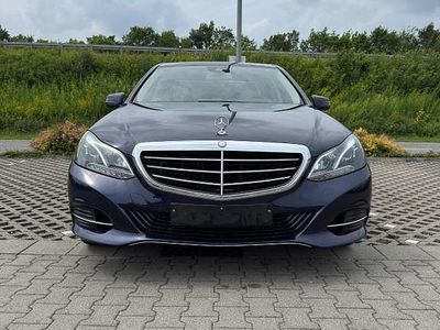 Mercedes E200