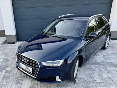 Gebraucht Audi A3 Sport 150 PS (110 kW) 2019 Blau Limousine