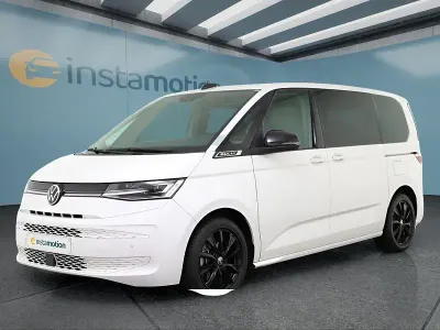 Gebraucht VW Multivan 150 PS (110 kW) 2024 Weiß Van / Kleinbus