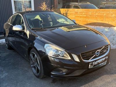 Gebraucht Volvo S60 R-Design 305 PS (224 kW) 2012 Schwarz Limousine