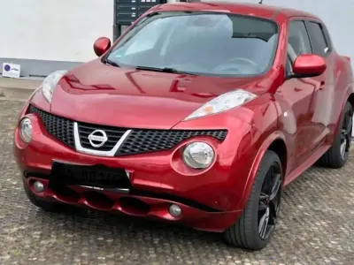 Używany Nissan Juke Acenta 190 KM (139 kW) 2010 Czarny SUV
