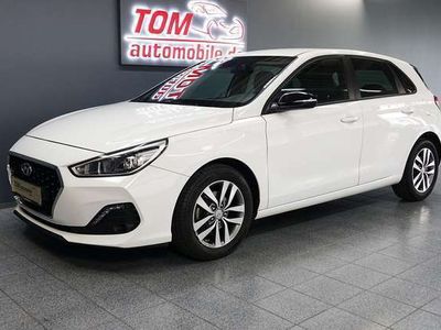 gebraucht Hyundai i30 1.4 Passion SHZ*DAB*BT*R-KAMERA*SPURHALTEASS