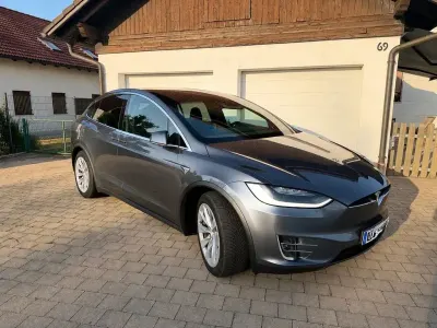 Gebraucht Tesla Model X 413 kW (562 PS) 2017 Grau SUV