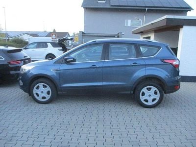 Gebraucht Ford Kuga 150 PS (110 kW) 2019 Blau SUV