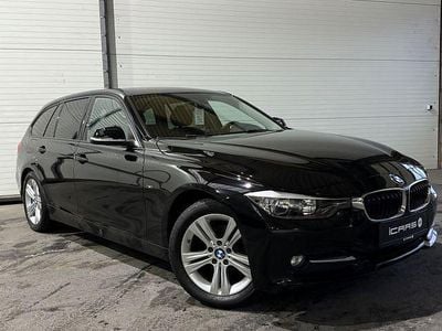 Usata BMW 318 Sport Line 143 CV (105 kW) 2015 Nero Station wagon