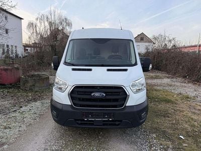 Gebraucht Ford Transit Trend 131 PS (96 kW) 2021 Weiß Van / Kleinbus
