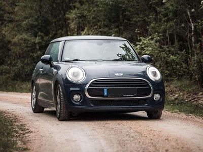Second-hand Mini Cooper 136 CP (100 kW) 2017 Albastru Hatchback
