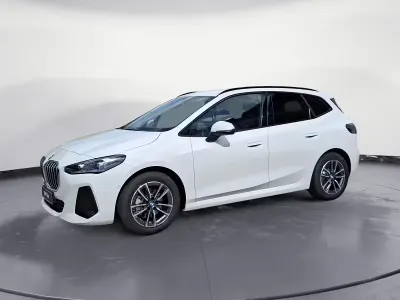 Neu BMW 218 Active Tourer M Sport 136 PS (100 kW) 2026 Weiß Van / Kleinbus