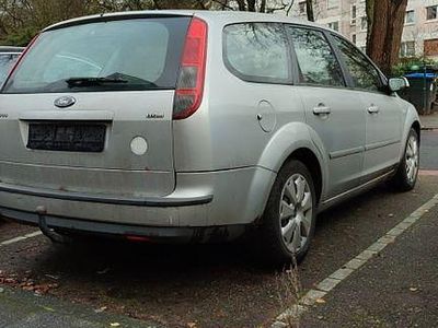Gebraucht Ford Focus Ambiente 109 PS (80 kW) 2007 Grau Kombi