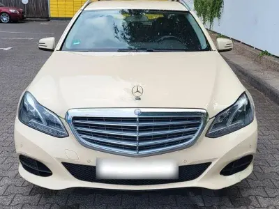 Gebraucht Mercedes E200 136 PS (100 kW) 2015 Gelb Kombi