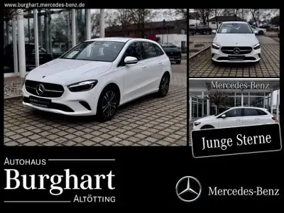 Gebraucht Mercedes B250e Advanced 163 PS (119 kW) 2023 Weiß Kleinwagen