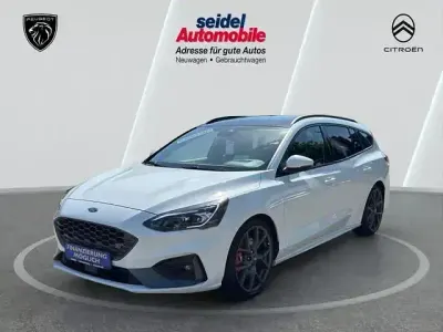 Gebraucht Ford Focus ST 280 PS (205 kW) 2020 Weiß Limousine