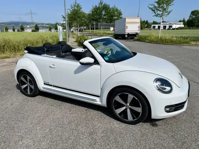 Gebraucht VW Beetle Cup 105 PS (77 kW) 2014 Weiß Kleinwagen