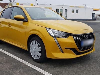 Gebraucht Peugeot 208 Allure 101 PS (74 kW) 2020 Gelb Kleinwagen
