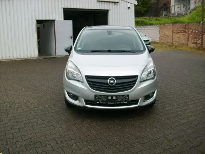Gebraucht Opel Meriva Innovation 140 PS (102 kW) 2014 Grau Van / Kleinbus