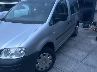VW Caddy