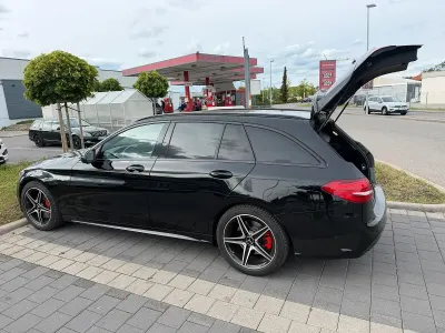 Gebraucht Mercedes C43 AMG 367 PS (269 kW) 2018 Schwarz Kombi