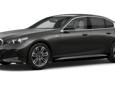 Gebraucht BMW 550e Comfort Edition 489 PS (359 kW) 2025 Grau Limousine