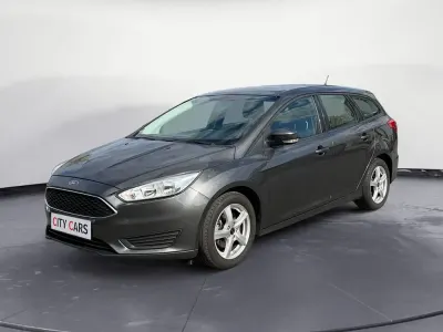 Usata Ford Focus Trend 101 CV (74 kW) 2016 Grigio Berlina