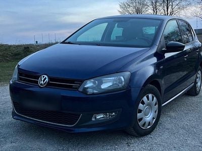 Gebraucht VW Polo Match 69 PS (50 kW) 2012 Blau Kleinwagen