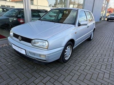 Gebraucht VW Golf III Family 90 PS (66 kW) 1997 Silber Limousine