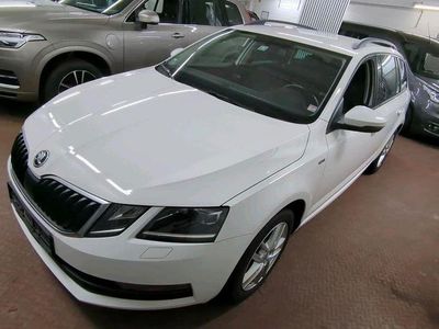 Gebraucht Skoda Octavia Soleil 150 PS (110 kW) 2020 Weiß Kombi