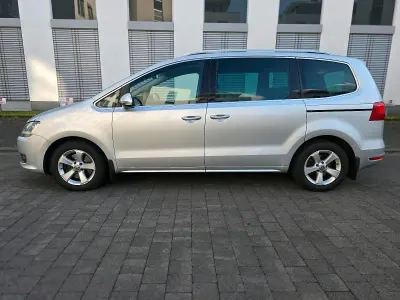 Gebraucht VW Sharan 140 PS (102 kW) 2010 Silber Van / Kleinbus