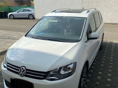 Gebraucht VW Sharan Highline 140 PS (102 kW) 2015 Weiß Van / Kleinbus