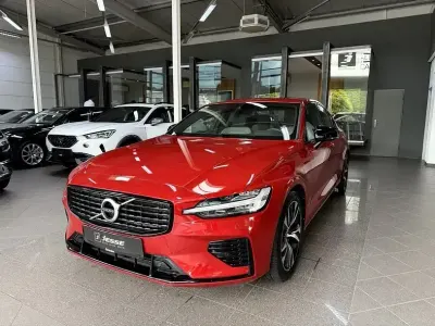 Gebraucht Volvo S60 R-Design 2020 Rot Limousine