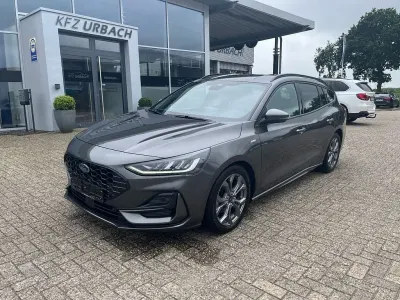 Gebraucht Ford Focus ST-Line X 155 PS (114 kW) 2023 Grau Limousine