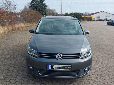 Gebraucht VW Touran Comfortline 140 PS (102 kW) 2014 Grau Van / Kleinbus