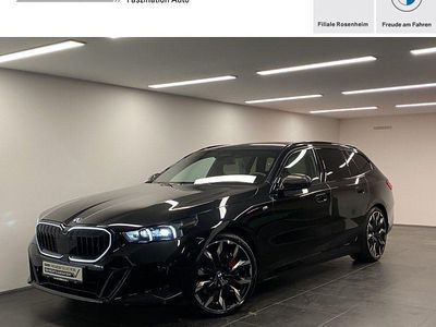 Saphirschwarz Gebraucht 2025 BMW 540 Comfort Edition Kombi | 71.850 € (Etwas zu teuer)