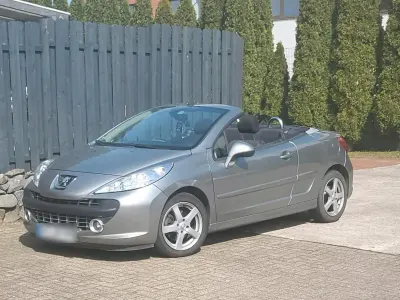 Gebraucht Peugeot 207 CC 109 PS (80 kW) 2008 Grau Cabrio