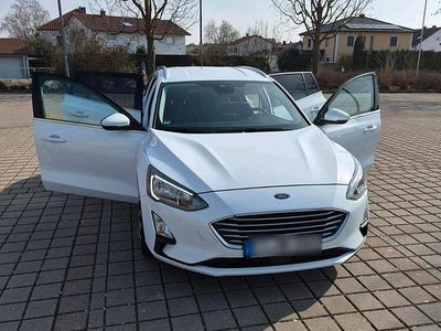 Gebraucht Ford Focus 95 PS (69 kW) 2020 Weiß Kombi