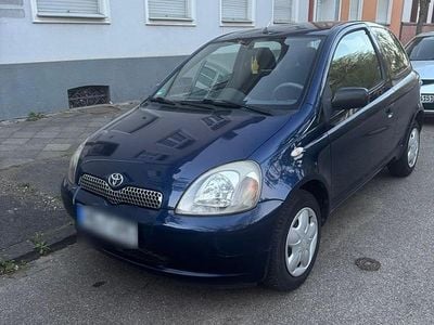 Usata Toyota Yaris 85 CV (62 kW) 2002 Marrone Utilitaria