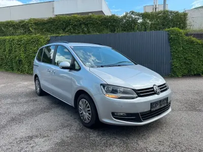 Gebraucht VW Sharan Trendline 150 PS (110 kW) 2016 Silber Van / Kleinbus