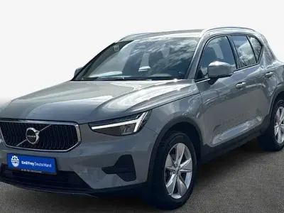 Gebraucht Volvo XC40 Core 163 PS (119 kW) 2024 Grau SUV