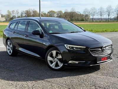 Usata Opel Insignia Innovation 209 CV (153 kW) 2018 Blu Station wagon
