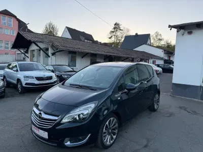 Usado Opel Meriva Innovation 140 HP (102 kW) 2015 Verde Monovolume