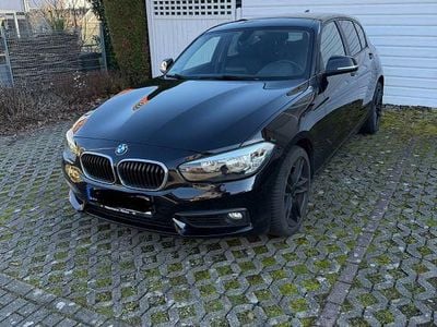 Gebraucht BMW 120 Advantage 184 PS (135 kW) 2017 Schwarz Kleinwagen