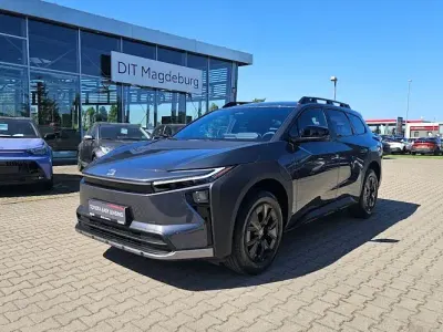 Neu Toyota bZ4X 164 kW (224 PS) 2026 Grau SUV
