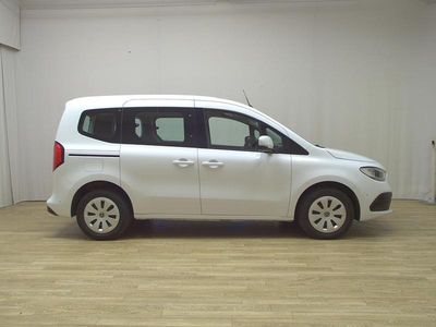 Second-hand Mercedes T180 131 CP (96 kW) 2024 Negru Monovolum