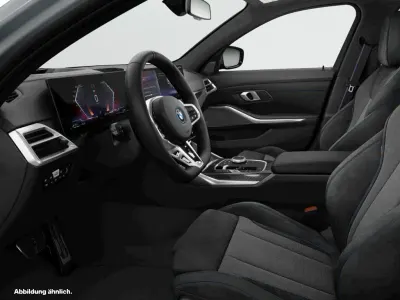 Gebraucht BMW 330e Comfort Edition 292 PS (214 kW) 2025 Skyscraper grau metallic Kombi