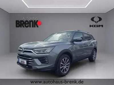 Gebraucht SsangYong Korando 163 PS (119 kW) 2023 Grau SUV